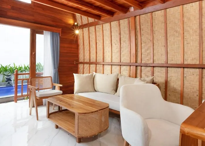 Luh Adi 1, Modern Balinese Wooden House Close To And Some Beaches Villa