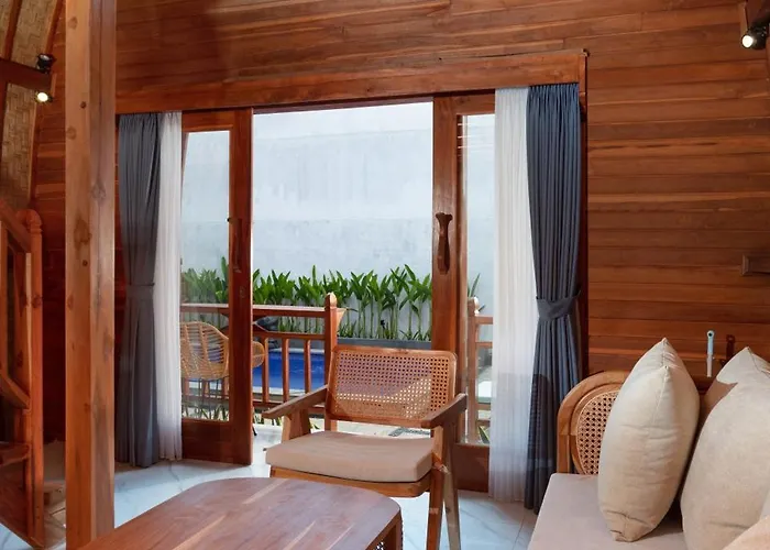 Luh Adi 1, Modern Balinese Wooden House Close To And Some Beaches *